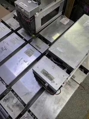 Używany 3250W Bitmain Antminer S19 95T Hashrate 400*195,5*290