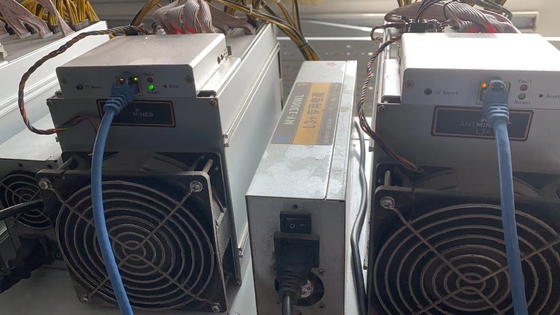 Używana Koparka monet Lite 942W Bitmain Antminer L3++ 550M 6,5Kg