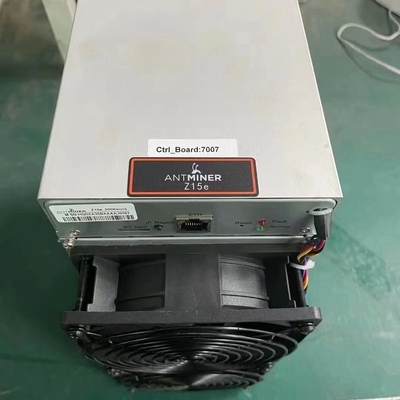 1510W ZEC Miner 200 Ksol/S Antminer Z15e 228×134×279mm Złącze Ethernet RJ45